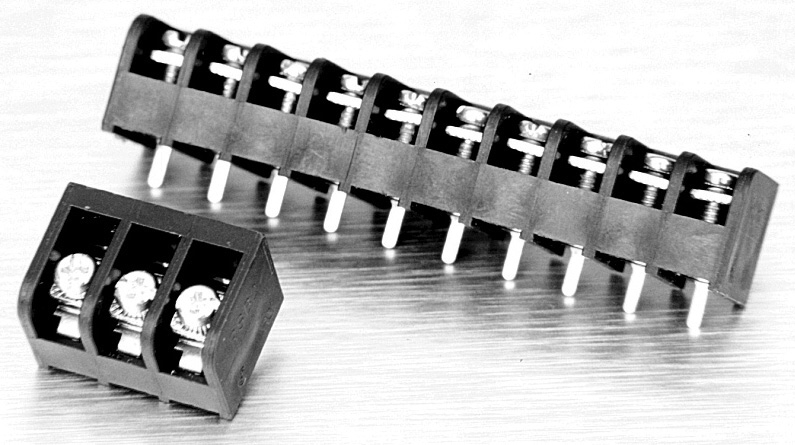 TE Connectivity 3-1546119-1 for sale