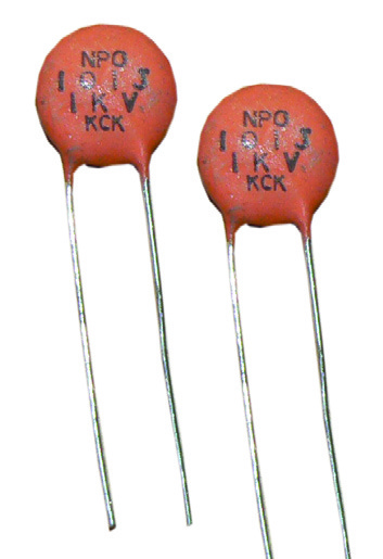 Cornell Dubilier Electronics CEC220J for sale