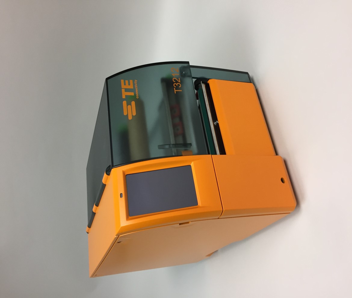 TE Connectivity 095500 for sale